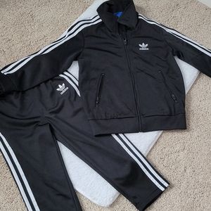 Adidas toddler track suit..2/3 years